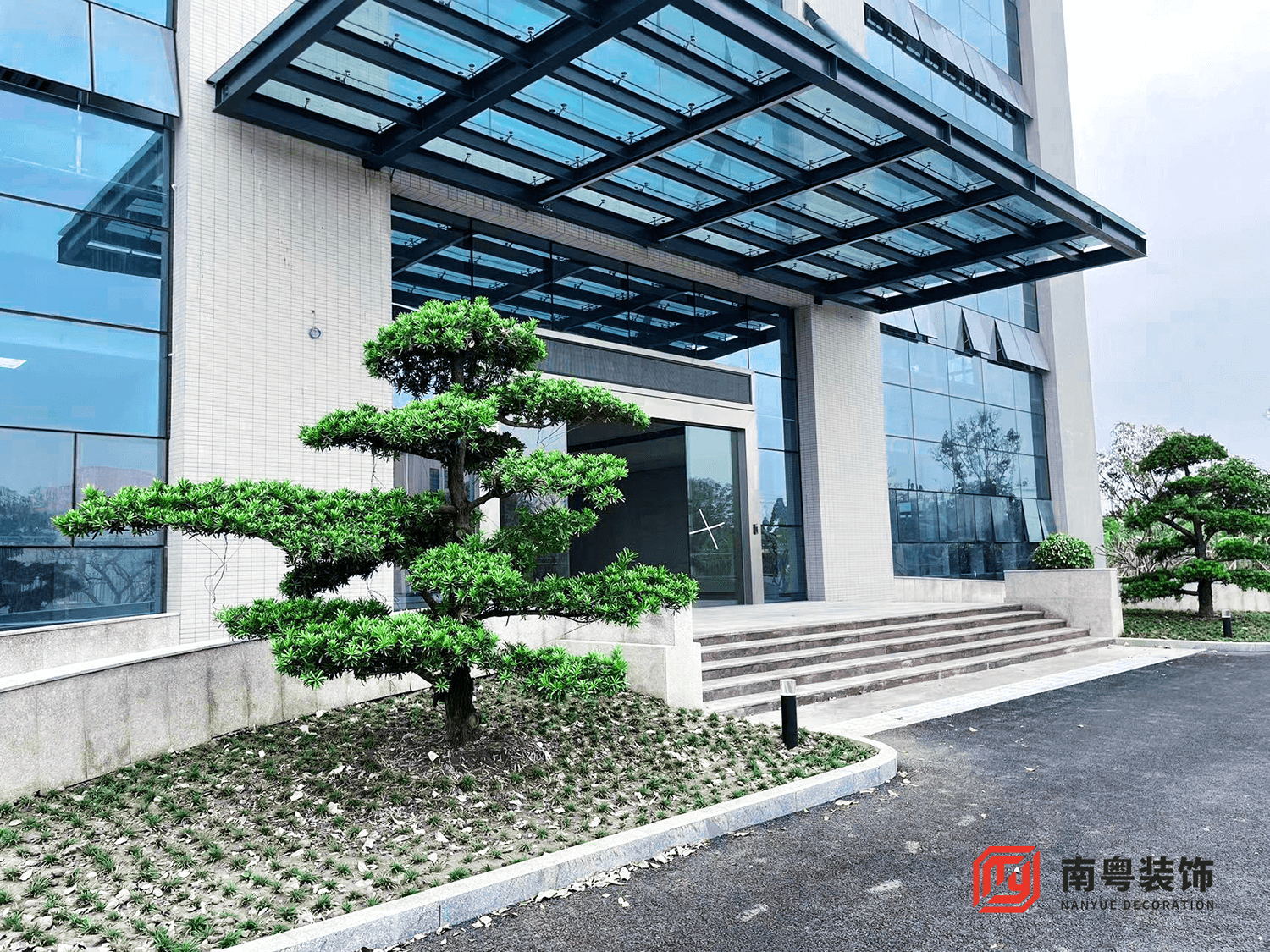 广州市海珠区广一泵业有限公司28900㎡总部办公楼装修入口实拍图